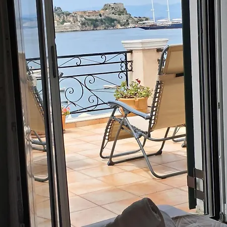 Garitsa Bay * Corfu (city)