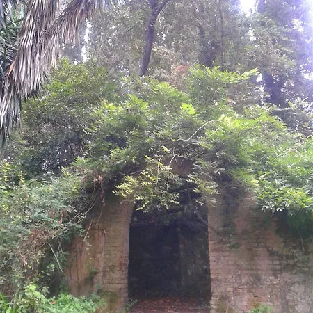 Garitsa Bay *