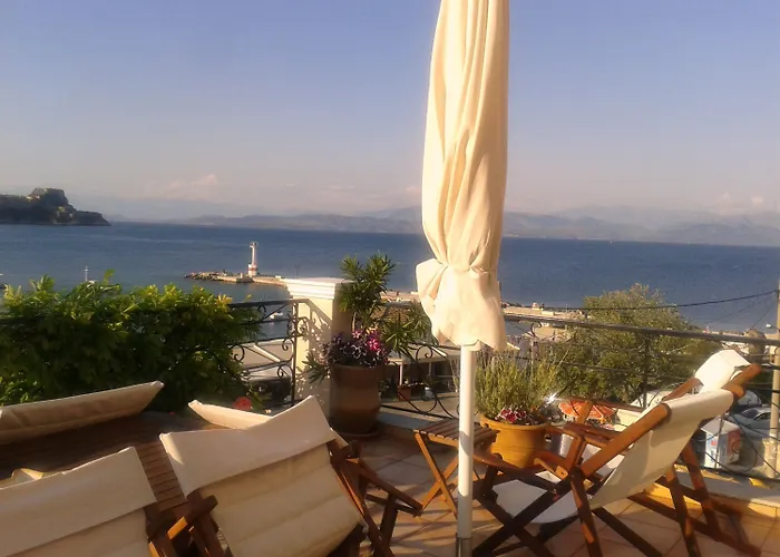 Garitsa Bay * Corfu (city)